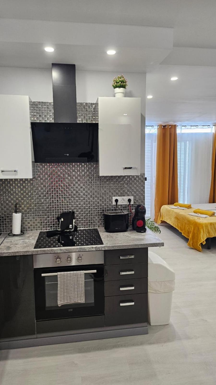 Papagayo Beach Apartments Arona  Esterno foto