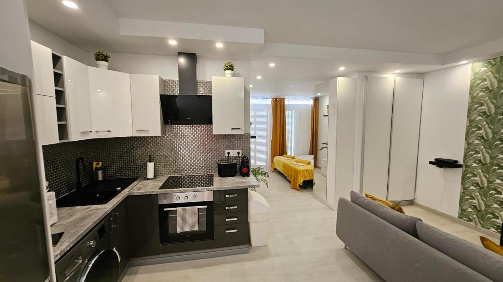 Papagayo Beach Apartments Arona  Esterno foto